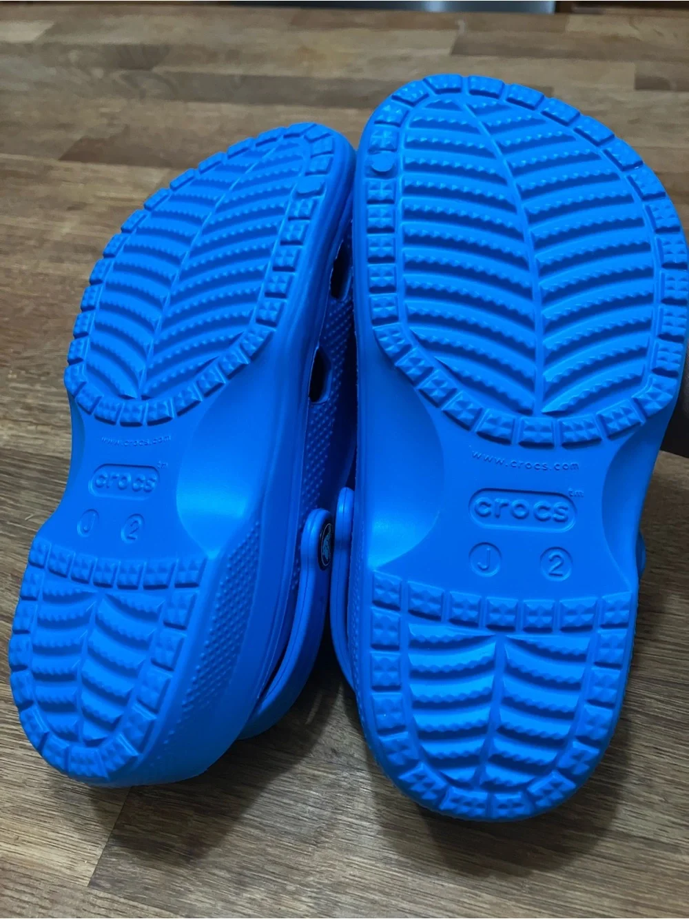 CROCS Kids Bright Blue Classic Water Clogs with Heel Strap